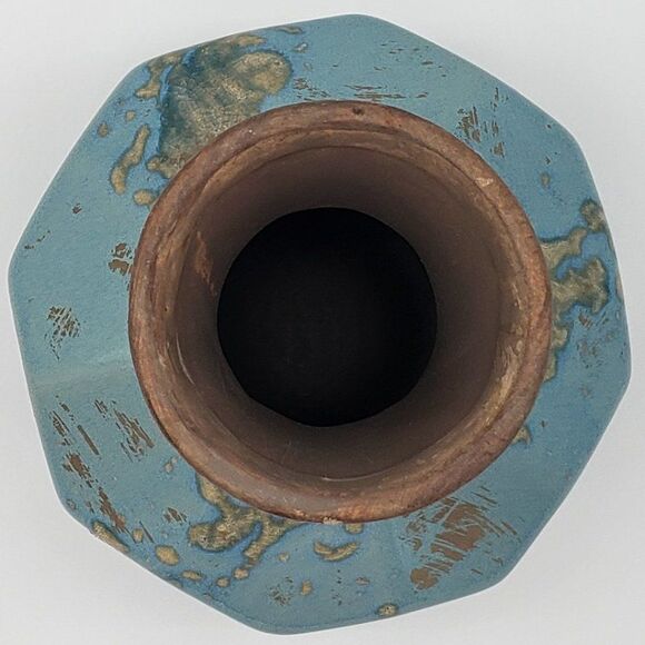 Studio Art Powder Blue Art Pottery Octagonal Faceted Vase - Picture 6 of 10